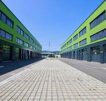 Moderne Gewerbehallen mit Büro Stockach - Das Tor zum Bodensee - A98