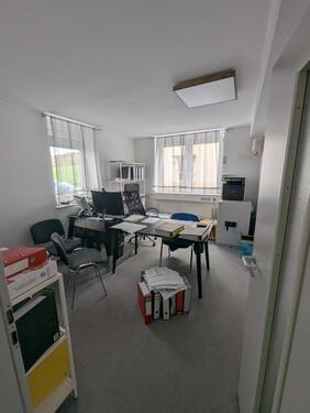 Foto - Gewerberaum 16 m² + separatem WC, opt. Lagerfläche - In Mühlbach