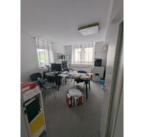 Gewerberaum 16 m² + separatem WC, opt. Lagerfläche - In Mühlbach - Eppingen