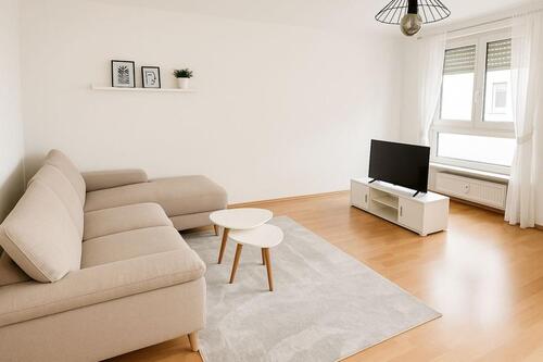 Foto - Möblierte, helle 2-Zimmer-Wohnung mit Balkon im 1. OG in Kriftel