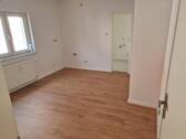 Foto - Kleine Wohnung 3 Zimmer Küche Bad, Terrasse EP