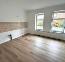 Frisch renovierte 2‑ZKB‑Erdgeschosswohnung mit eigener Eingangstür - Jemgum