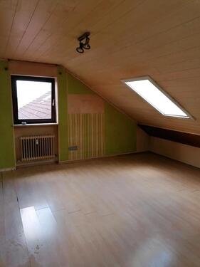 Foto - Dachgeschoss Appartement 1-2 Zimmer 2. OG