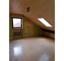 Dachgeschoss Appartement 1-2 Zimmer 2. OG - Straubing