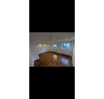 Gehobene 3 Zi Wohnung in Stuttgart Ost mit Garten + Hobbyraum