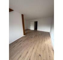 Sanierte 2,5-Raum-Wohnung in Kahla (am Markt)
