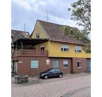 Wohnen wie im Einfamilienhaus -Maisonettenwohnung in Esthal mit zwei Balkonen und Garage, - Elmstein Helmbach