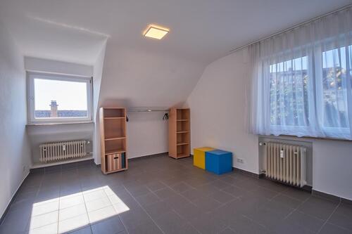 Foto - Dachgeschoßwohnung in Esslingen am Neckar zum Kaufen