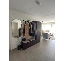 Lichtdurchflutete 3-Zimmer-Wohnung mit großem Südbalkon und Einbauküche - Schwieberdingen