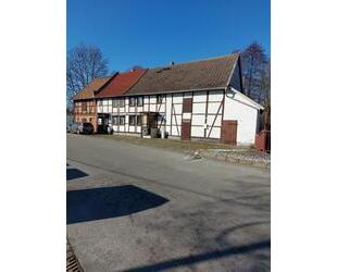 3 Fachwerkhäuser - 48.000,00&nbsp;EUR Kaufpreis, ca.&nbsp; 280,00&nbsp;m&sup2; in Osterwieck (PLZ: 38835)