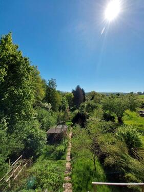 Foto - Großer Garten – interessantes Haus – viele Möglichkeiten!