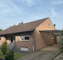 Freistehendes, großzügiges Haus mit Ausbaureserve zu verkaufen - Bedburg