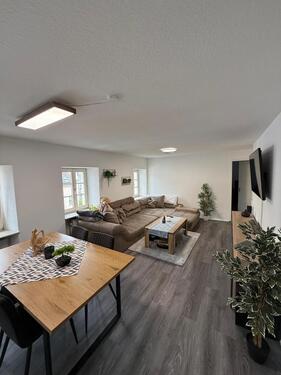 Foto - Renovierte 2,5 ZKB Wohnung in gepflegtem Gebäude Nähe Dudoplatz