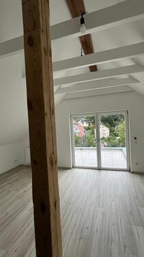 Foto - Exklusive Dachgeschosswohnung – Ab 01.10.2025