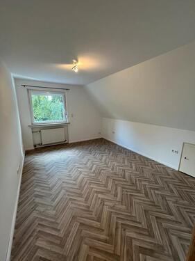 Foto - Renoviertes Zimmer in 3er WG, Altbau mit Garten und Terrasse
