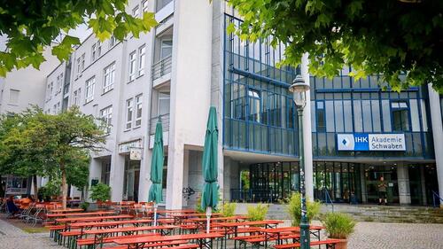 Foto - Büro, Praxis oder Kanzlei? Am Campus der Uni Augsburg