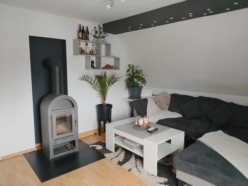 Foto - Gemütliche 2 12 Zimmer Wohnung mit Kaminofen in Weidebrunn