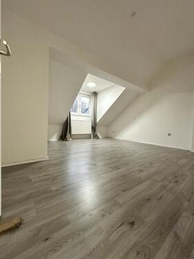 Foto - Dachgeschoßwohnung in Wuppertal zur Miete
