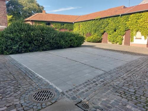 Foto - Parkplatz in Hofanlage zu vermieten (Erlensee)