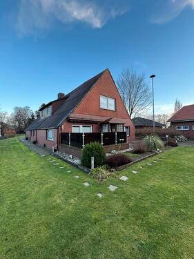 Foto - 11 Zimmer Einfamilienhaus zum Kaufen in Alt Duvenstedt