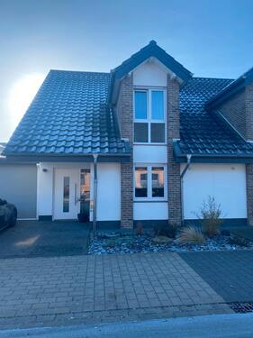 Foto - DHH zu verkaufen, Nähe Pflaumenallee