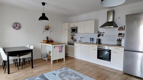 Foto - Möblierte zentrale Wohnung - Zwischenmiete (01.05.-30.09.2026)