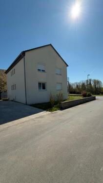 Foto - 6 Zimmer Mehrfamilienhaus, Wohnhaus in Sonderhofen