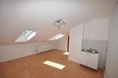 Foto - Hobbyraum im DG (ausgestattet wie ein Appartement) Nähe OEZ