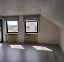 Dachgeschoss Wohnung, Warmmiete, - Unterschneidheim