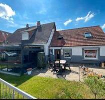 Einfamilienhaus mit EinliegerwohnungBaugrundstück - Lauenburg/Elbe