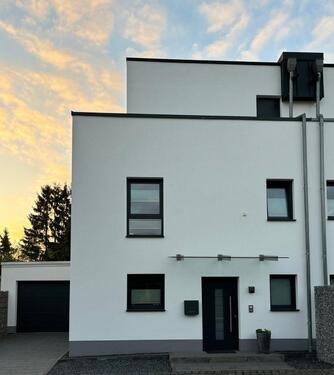 Foto - Attraktive + moderne Doppelhaushälfte in Bornheim-Hersel