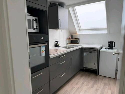 Foto - 2,5 Zimmer Dachgeschosswohnung - 830,00&nbsp;EUR Kaltmiete, ca.&nbsp; 64,00&nbsp;m&sup2;