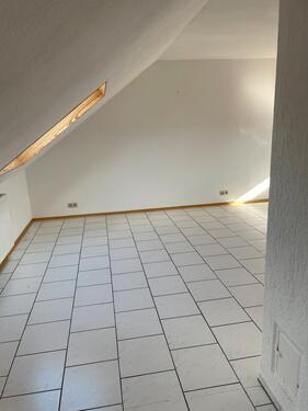 Foto - 5 Zimmer Dachgeschoßwohnung zur Miete in Dillingen (Saar)