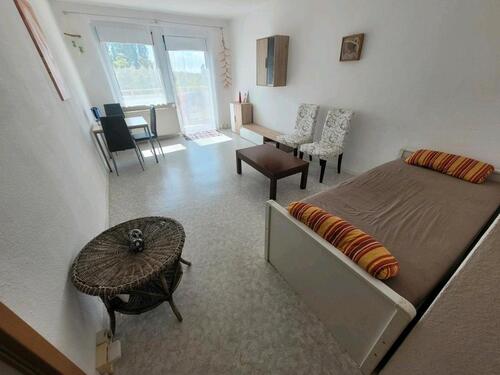 Foto - 3 Raum Wohnung mit EBK Komplett Mõbiliert