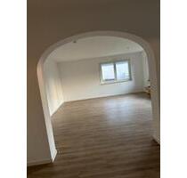 2,5 ZKB Wohnung in Kleinlüder - 580,00 EUR Kaltmiete, ca.  83,00 m² in Großenlüder (PLZ: 36137)