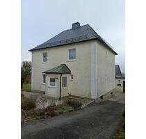 Ruhiges Einfamilienhaus mit großem Garten und Panoramablick - Oberkotzau