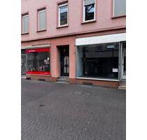 Ladenlokal als Büro , nagelstudio, Kiosk Usw. Zu vermieten. - Völklingen