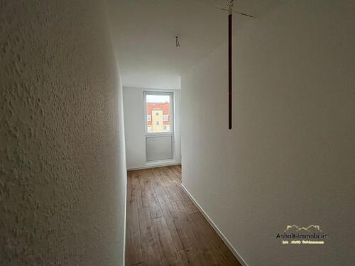 Foto - Dachgeschoßwohnung in Bitterfeld-Wolfen zur Miete