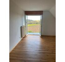 3-Zimmer Wohnung (3 Zimmer, Küche, Bad) mit Balkon in Pfalzfeld - Leiningen