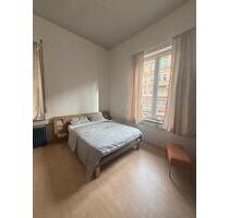 Wg Zimmer Stuttgart West - 500,00&nbsp;EUR Kaltmiete, ca.&nbsp; 30,00&nbsp;m&sup2; in Esslingen am Neckar (PLZ: 73730) Oberesslingen