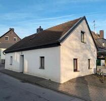 Haus für Handwerker zum Kernsanieren ,beste Lage , viel zu tun - Langenfeld (Rheinland)