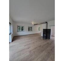 Großzügiges 3-Zimmer-Reihenhaus mit Terrasse und großen Garten - Gladenbach