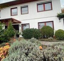 Gepflegtes Einfamilienhaus in Naturnähe in Adelebsen (350.000€ VB