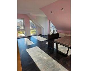 4 Zimmwr Wohnung zu vermieten. - 900,00&nbsp;EUR Kaltmiete, ca.&nbsp; 85,00&nbsp;m&sup2; in Albstadt (PLZ: 72458)