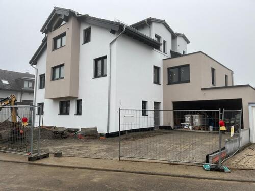Foto - Moderne NEUBAU 3-Zimmer EG-Wohnung mit Terrasse und Gartenanteil