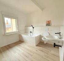 Haus in Weida zu vermieten - 890,00&nbsp;EUR Kaltmiete, ca.&nbsp; 135,00&nbsp;m&sup2; in Weida (PLZ: 07570)