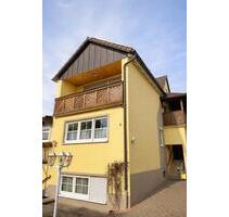 Sanierte 3-4 Zimmer-Wohnung mit 2 Balkonen und Stellplatz - Muhr am See