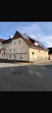 Foto - Großzügige 4 Zimmer Wohnung in Ortskern von Rodenberg zur Mitte