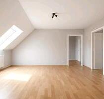 Moderne 4-Zimmer-Wohnung mit Balkon Frisch Renoviert! - Dortmund Hombruch