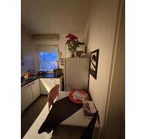 1 Zimmer in einer 3 Raum WG - 365,00&nbsp;EUR Kaltmiete, ca.&nbsp; 19,00&nbsp;m&sup2; in Kitzingen (PLZ: 97318)